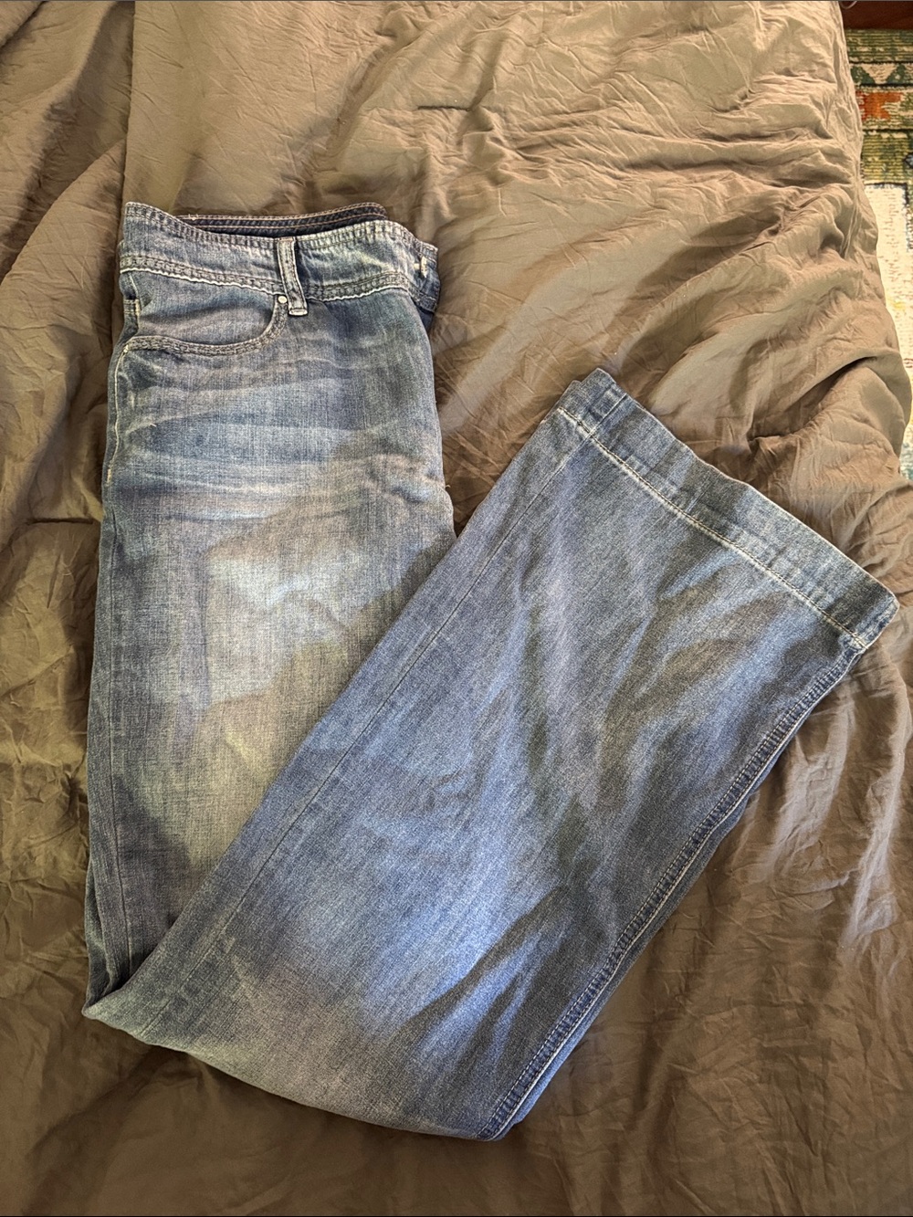 White House Black Market Light Blue lightweight jeans
